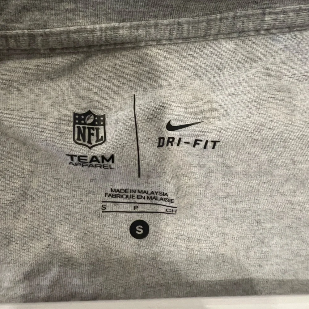 Nike Womens NY Giants Long Sleeve - Picture 3 of 3